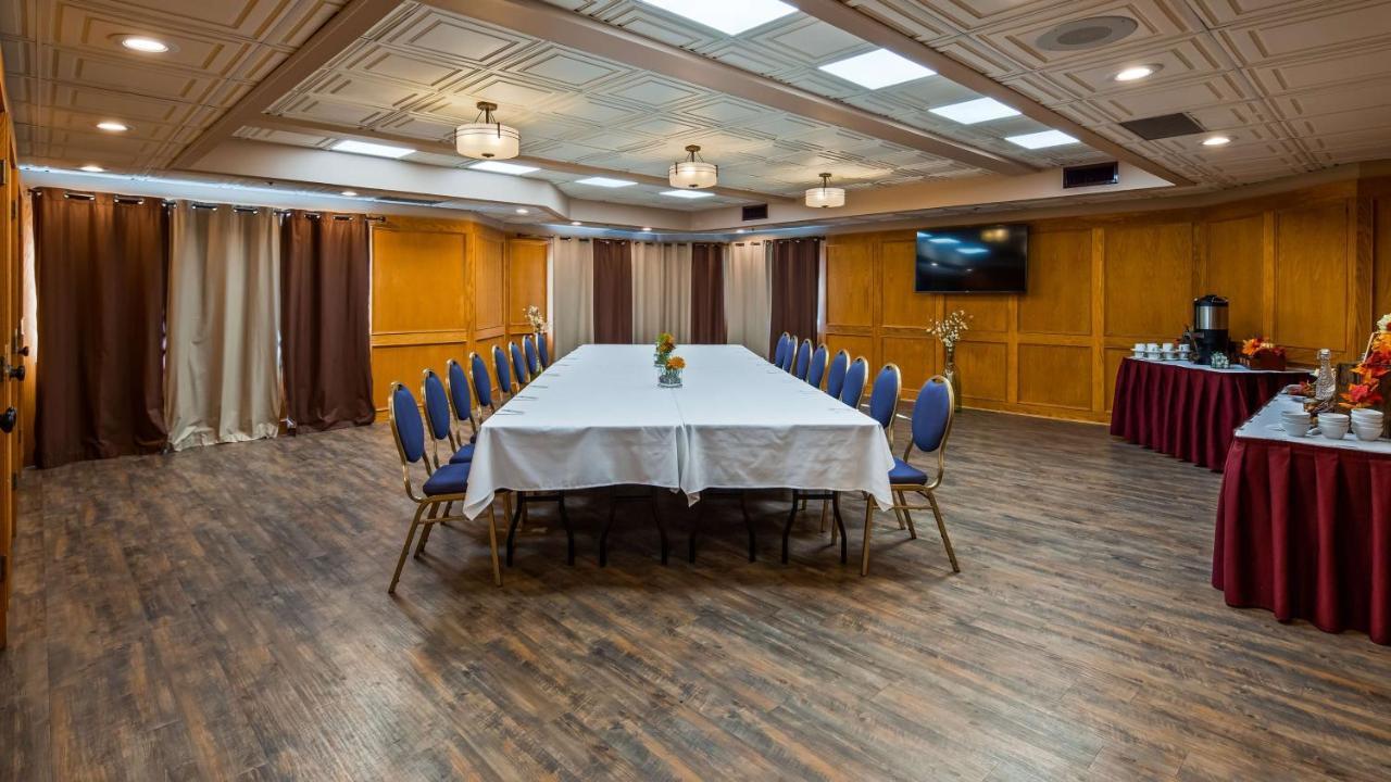 Surestay Hotel By Best Western Chilliwack Exterior foto