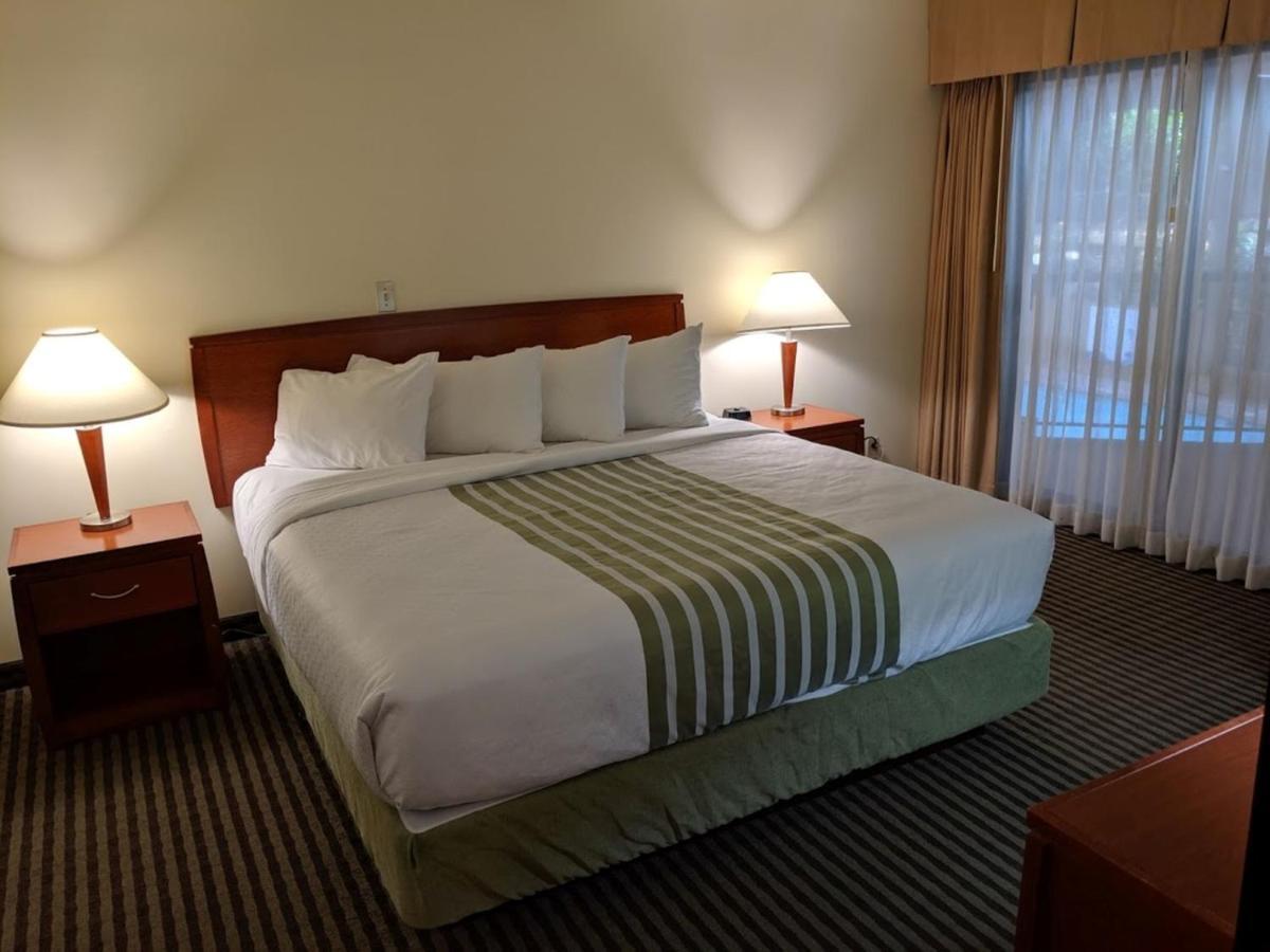 Surestay Hotel By Best Western Chilliwack Exterior foto